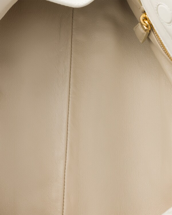 Bolso Prada Enchaîné de piel mediano Bolso Prada Enchaîné de piel mediano