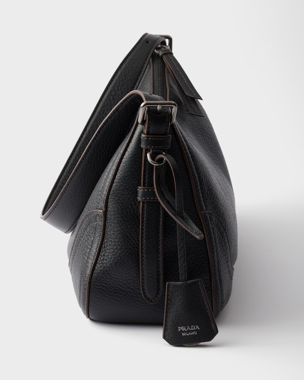 Große Prada Aimée Schultertasche aus Leder Große Prada Aimée Schultertasche aus Leder