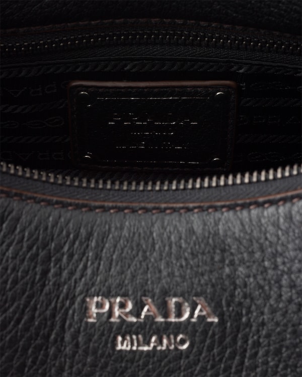 Große Prada Aimée Schultertasche aus Leder Große Prada Aimée Schultertasche aus Leder