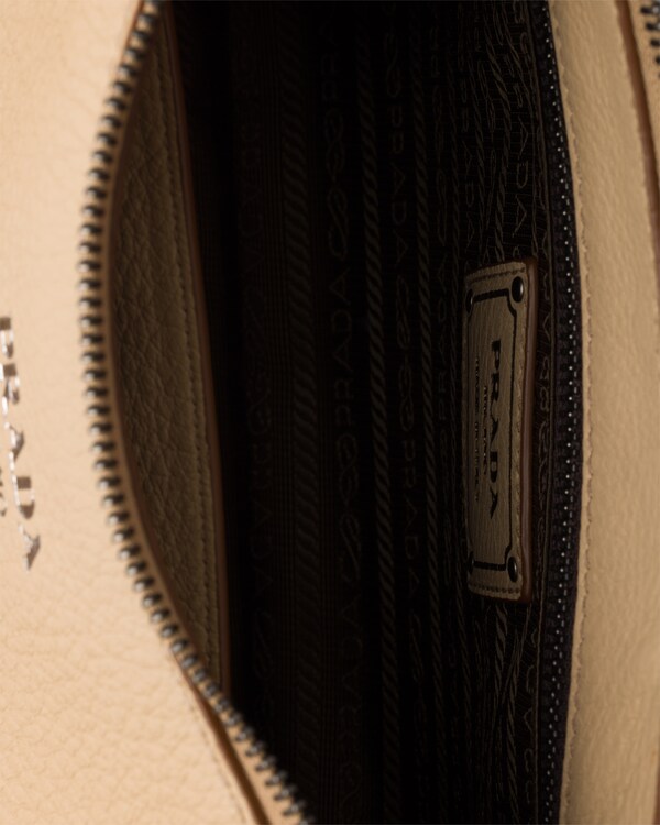 Grand sac porté épaule en cuir Prada Aimée Grand sac porté épaule en cuir Prada Aimée