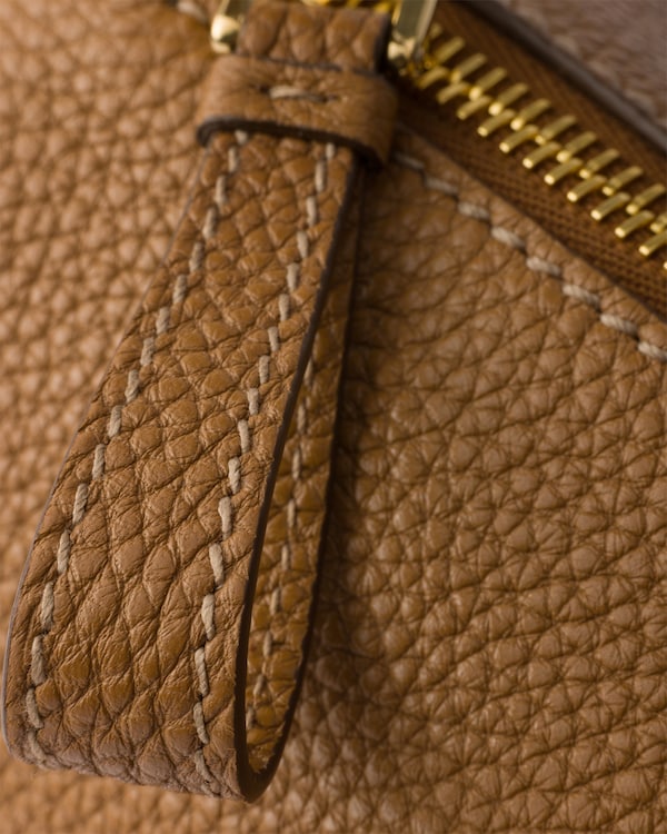 Medium leather shoulder bag - Caramel Medium leather shoulder bag - Caramel