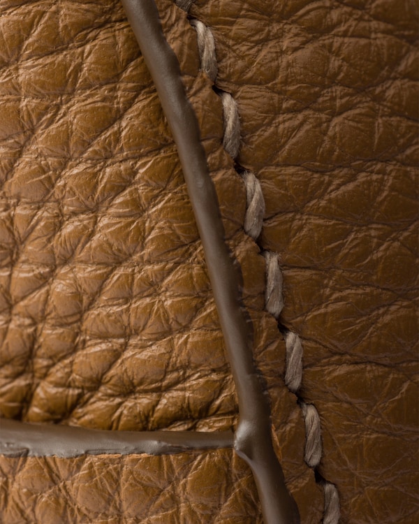 Medium leather shoulder bag - Caramel Medium leather shoulder bag - Caramel