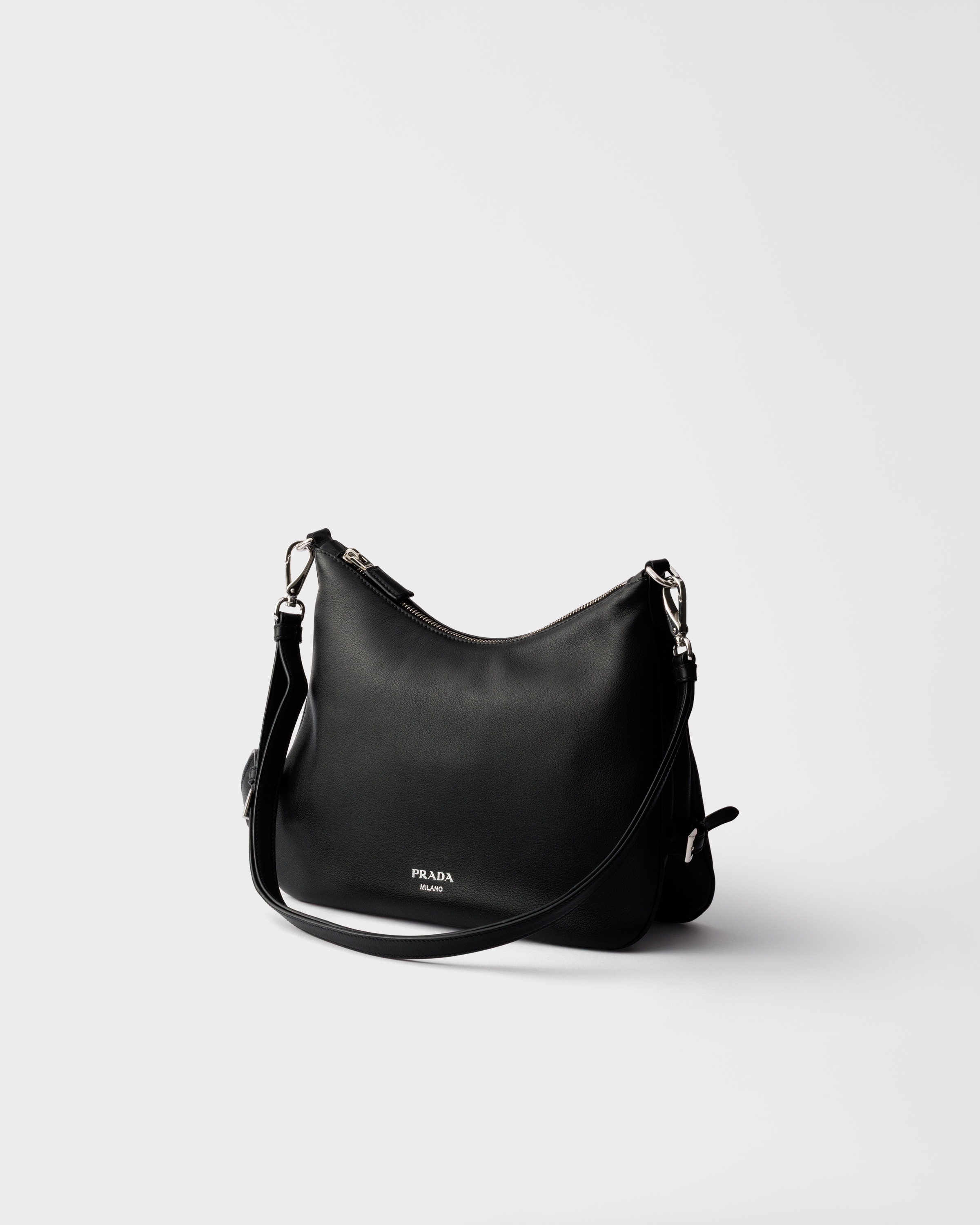 ブラック プラダ フォールド ミディアム レザーバッグ | PRADA - 日本