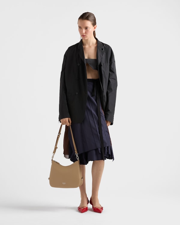 プラダ フォールド ミディアム レザーバッグ - サンドベージュ プラダ フォールド ミディアム レザーバッグ - サンドベージュ