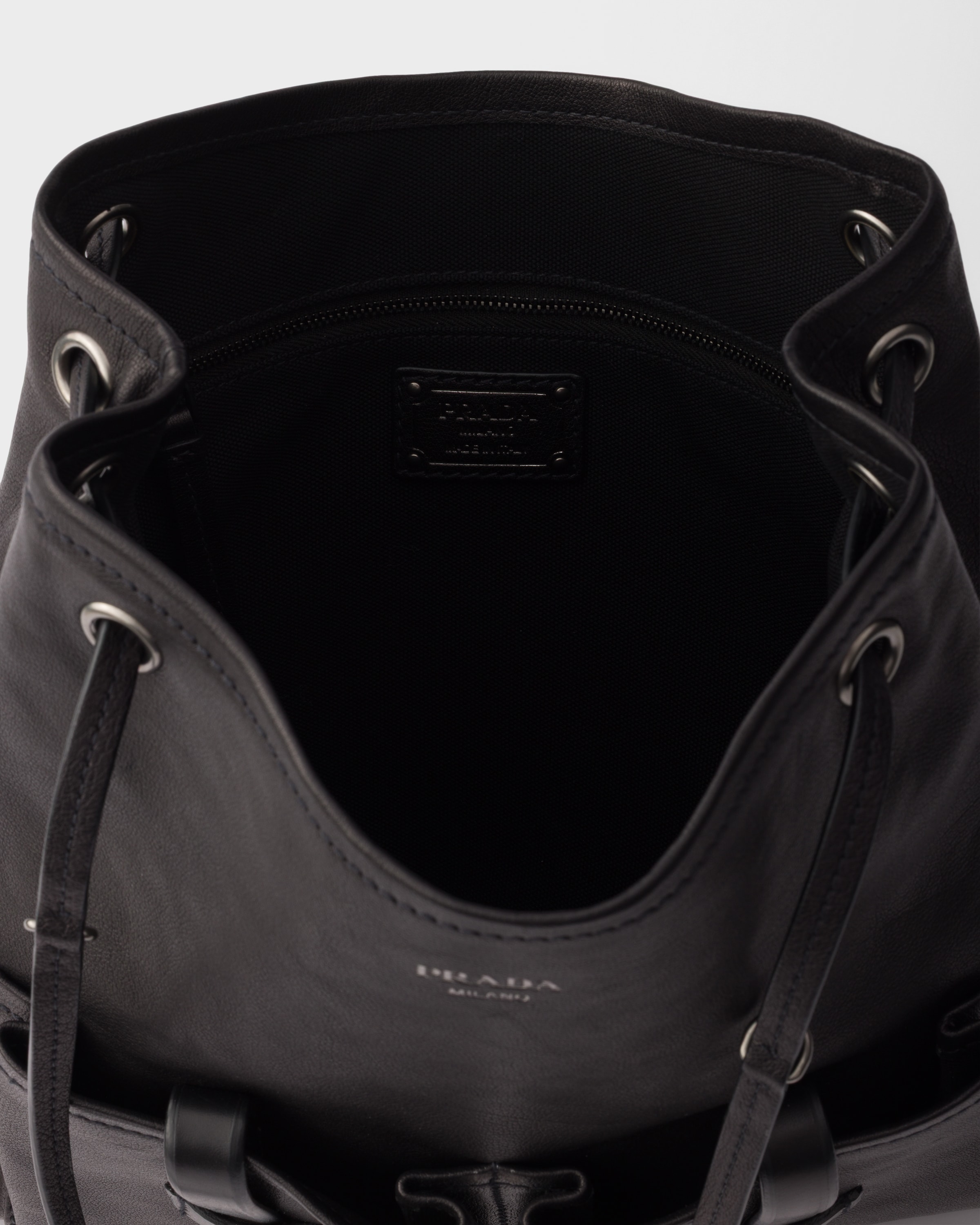 Black Prada Route Large Leather Bag | PRADA - Japan