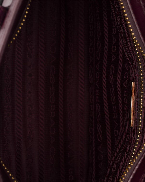 Prada Bonnie small leather handbag - Burgundy Prada Bonnie small leather handbag - Burgundy