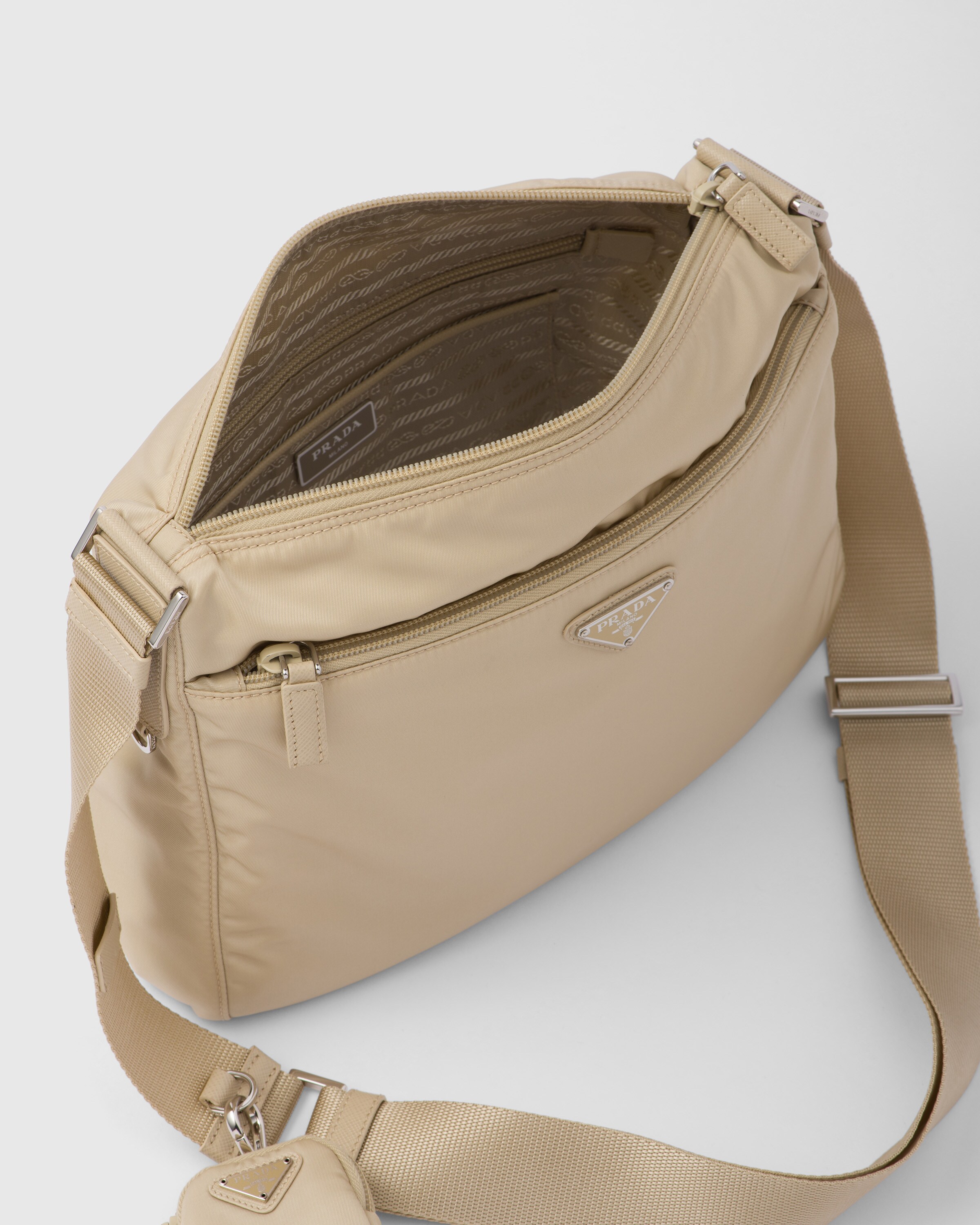 Prada Bolso de Re-Nylon y piel Saffiano Beige Desierto