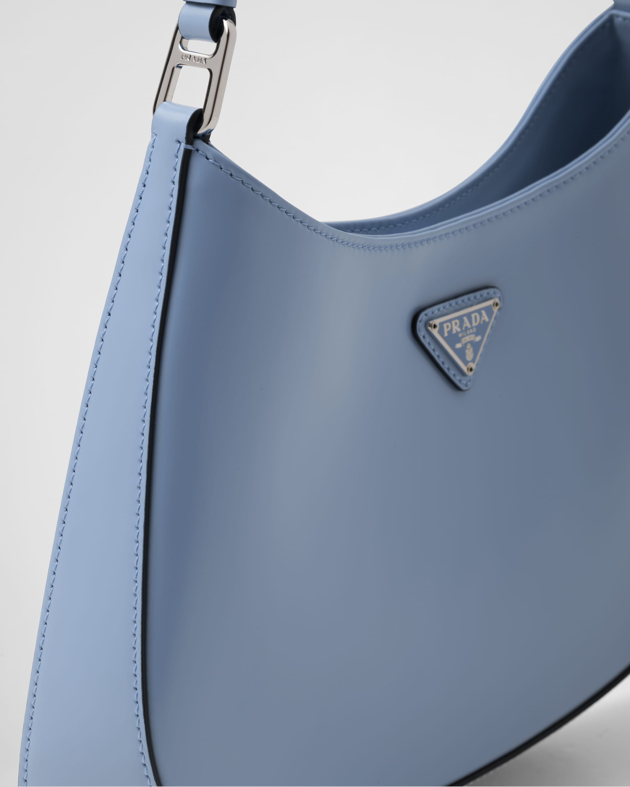 Prada Prada Cleo 亮面皮革单肩包 6