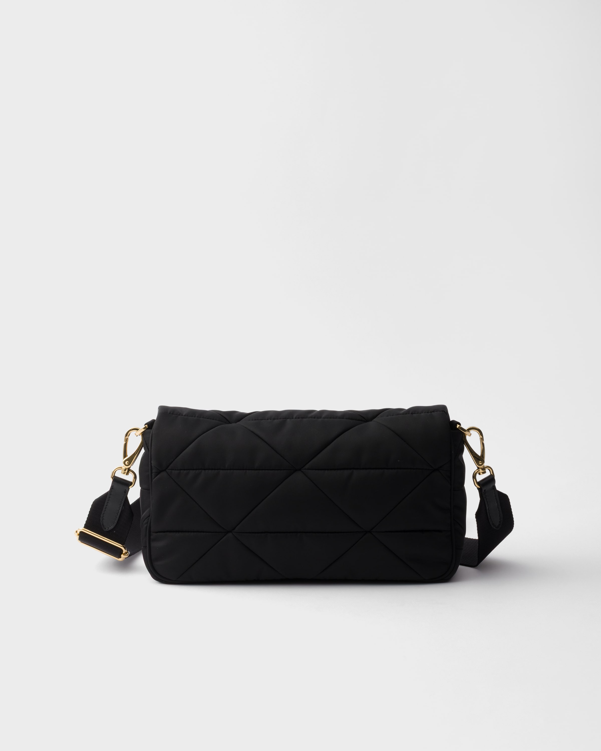 PRADA♡Re-Nylon ラージ パデッド ショルダーバッグ♡ ブラック Re-Nylon ラージ パデッド ショルダーバッグ | PRADA