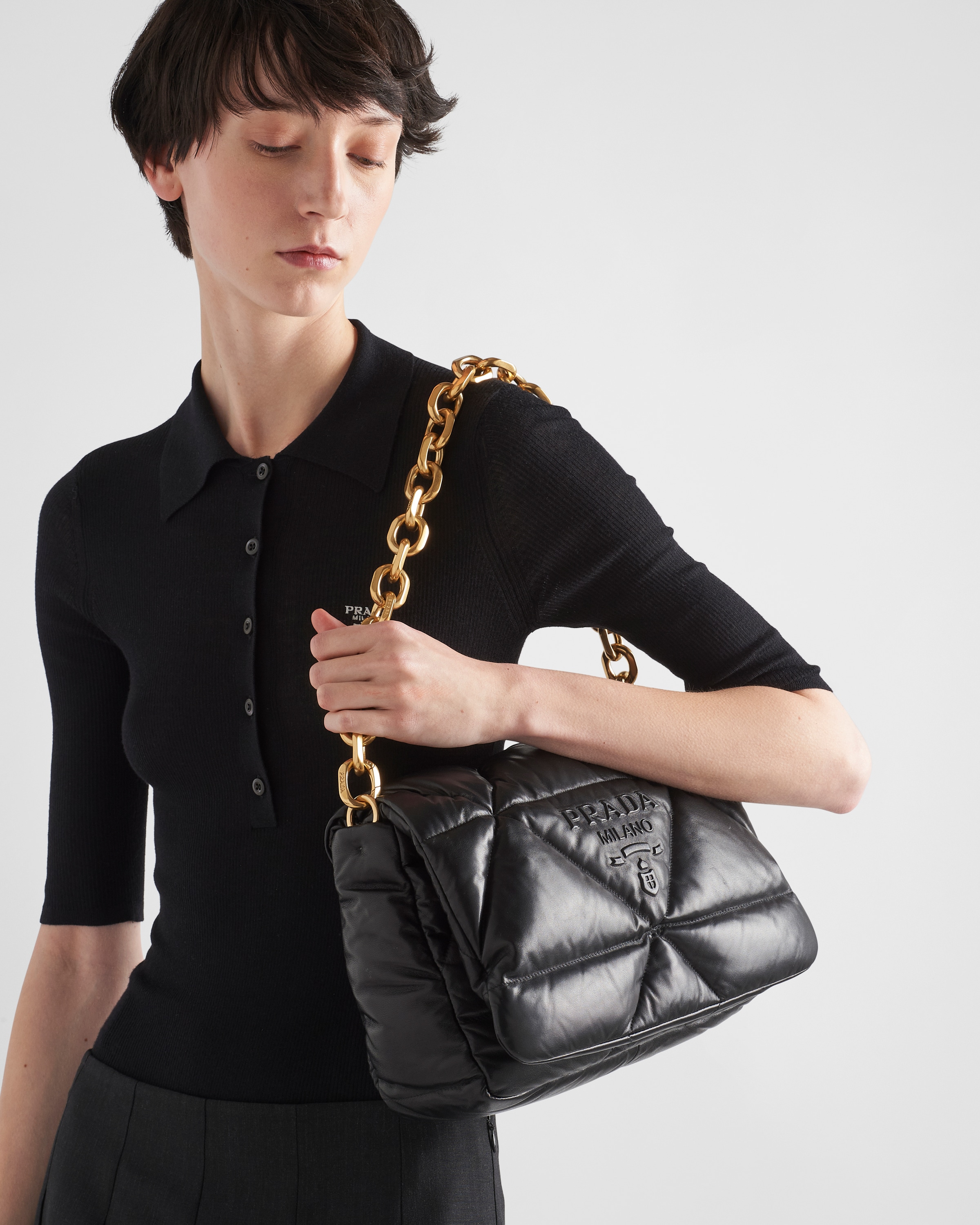 Prada حقيبة كتف مبطنة من جلد نابا 2