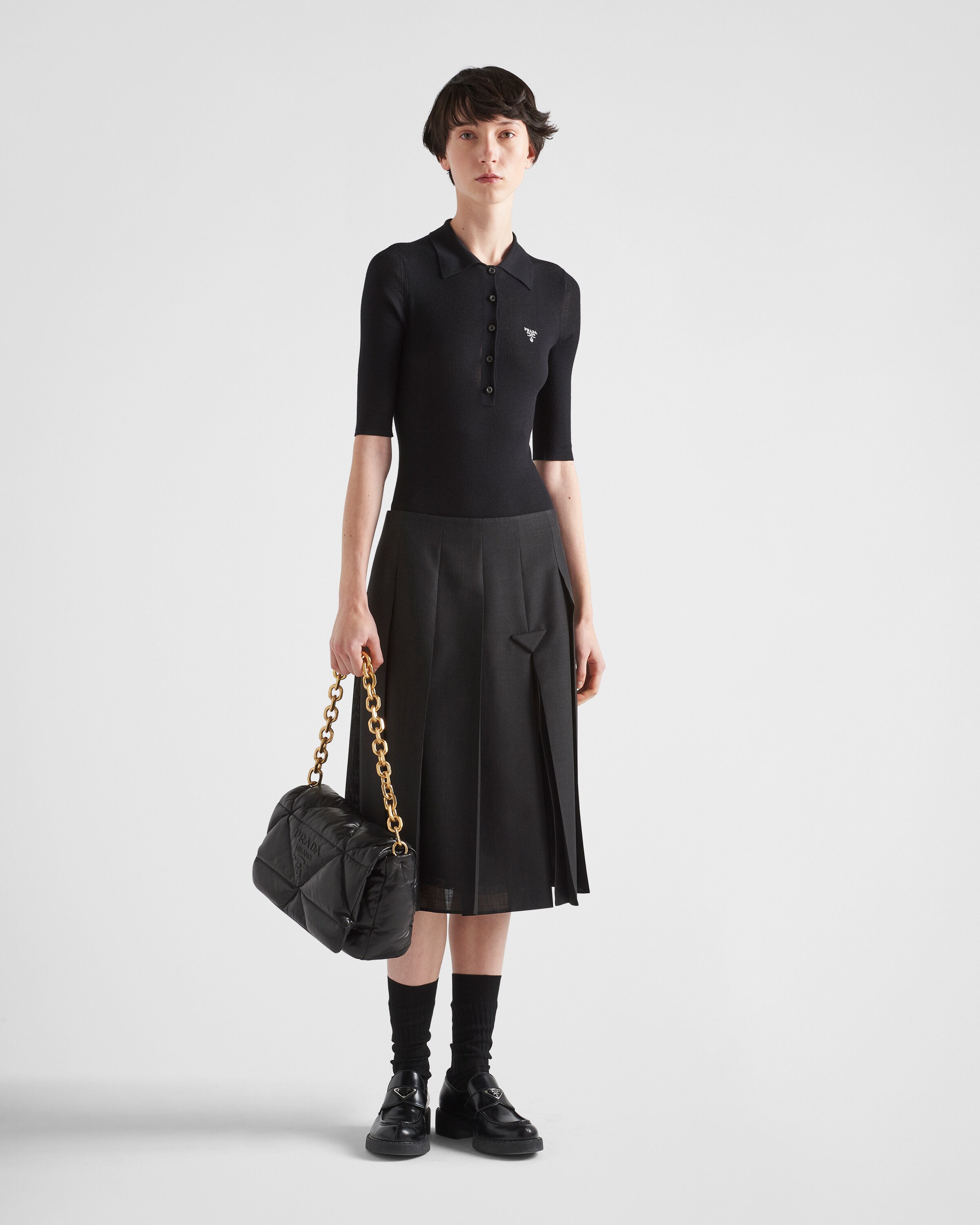 Prada حقيبة كتف مبطنة من جلد نابا 7