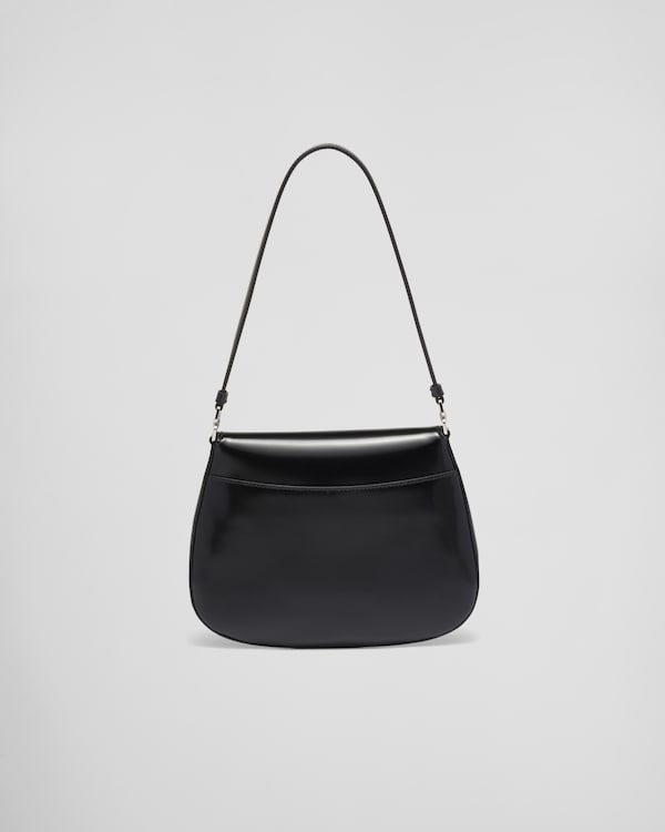 حقيبة كتف صغيرة من الجلد المصقول، برادا كليو، بطيّة حقيبة كتف صغيرة من الجلد المصقول، برادا كليو، بطيّة