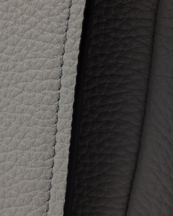 Leather shoulder bag - Granite Gray Leather shoulder bag - Granite Gray