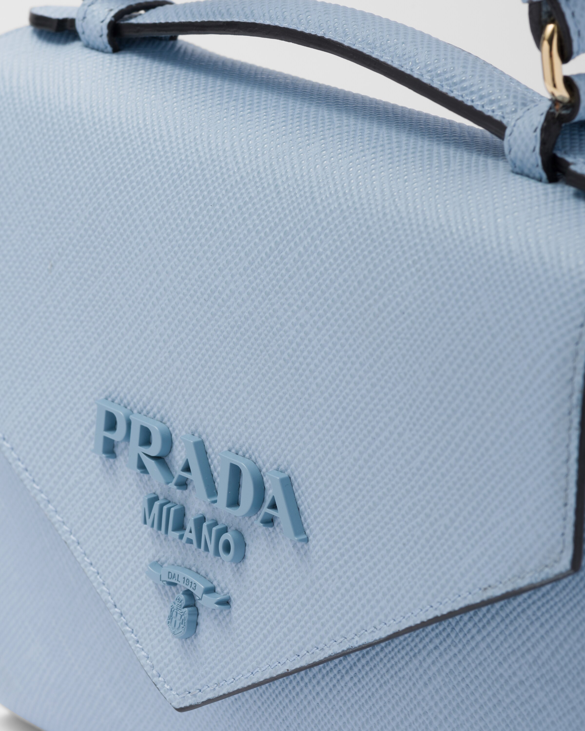 Prada حقيبة Prada Monochrome من الجلد والسافيانو 7
