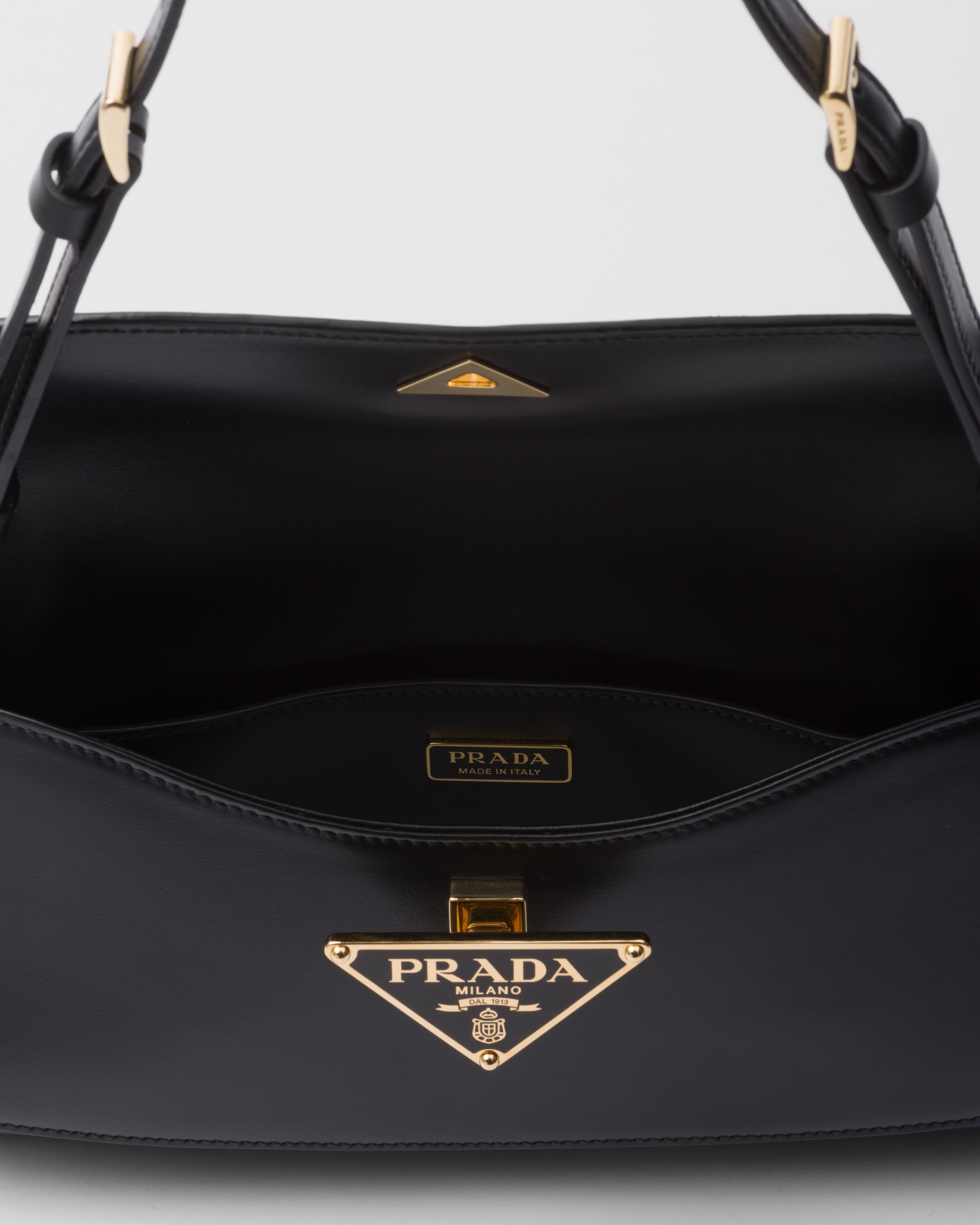 Prada womens bag online