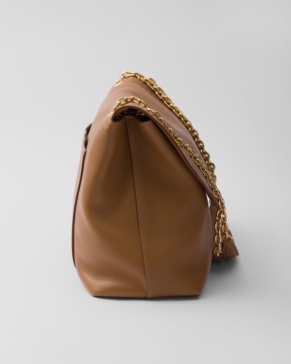 Prada Doux超大号皮革单肩包 - 焦糖色 Prada Doux超大号皮革单肩包 - 焦糖色