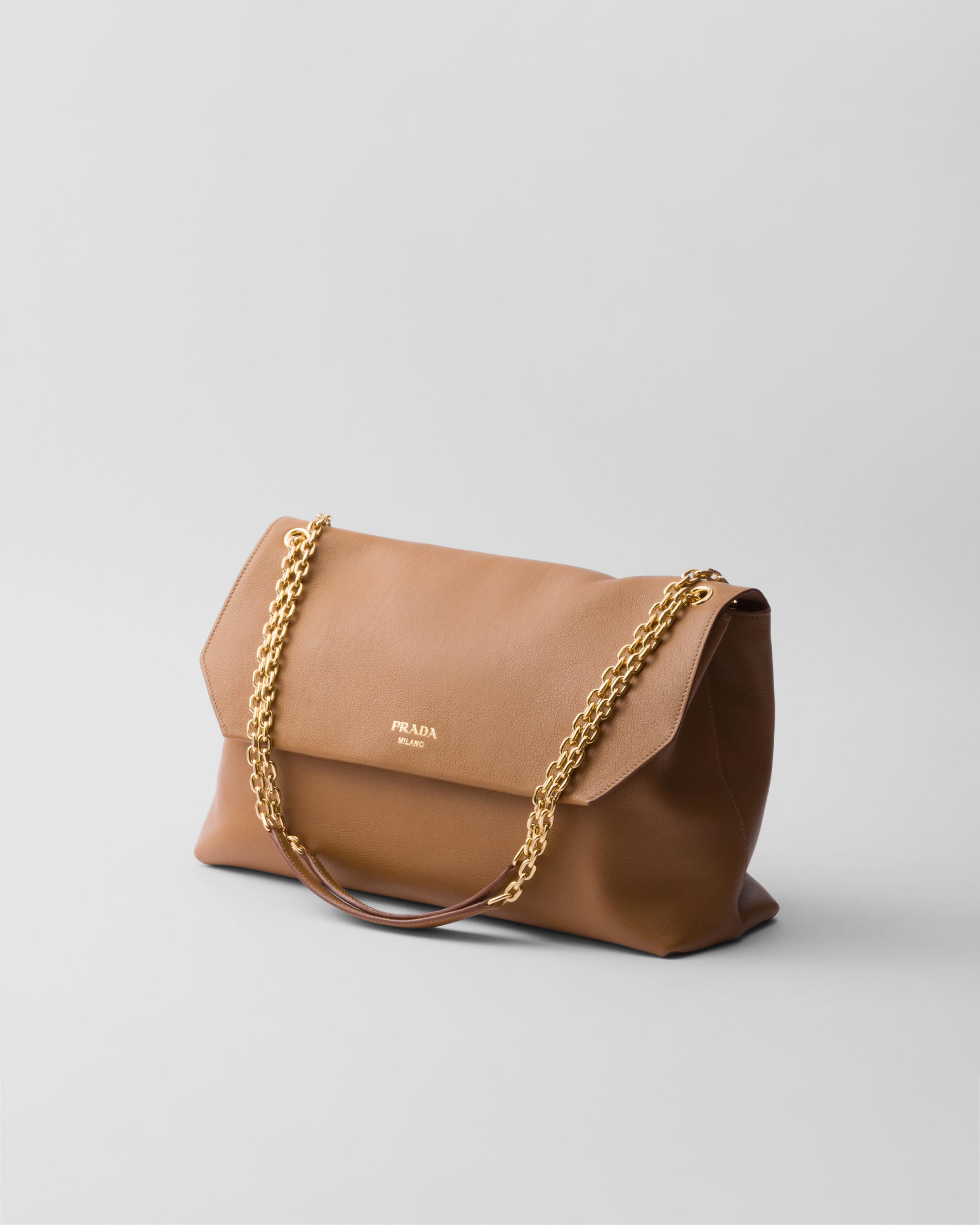 Prada sling hotsell bag woman