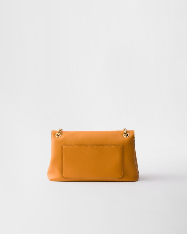 Bolso bandolera Prada Doux mediano de piel Bolso bandolera Prada Doux mediano de piel