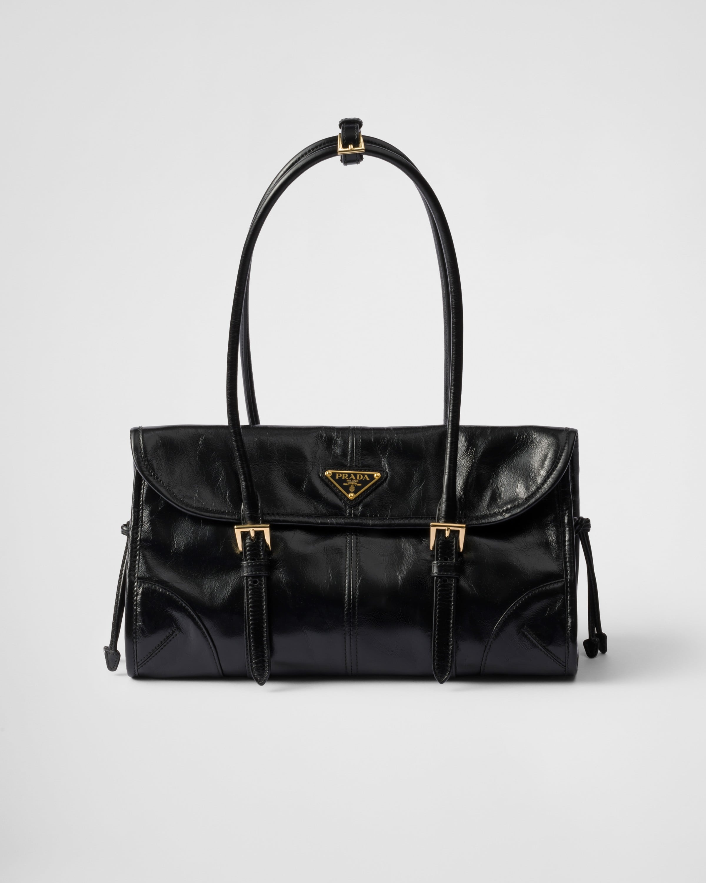 Prada medium leather shoulder bag clearance