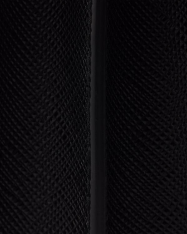 حقيبة صغيرة من جلد سافيانو - أسود حقيبة صغيرة من جلد سافيانو - أسود