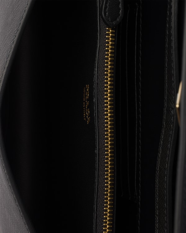 حقيبة صغيرة من جلد سافيانو - أسود حقيبة صغيرة من جلد سافيانو - أسود