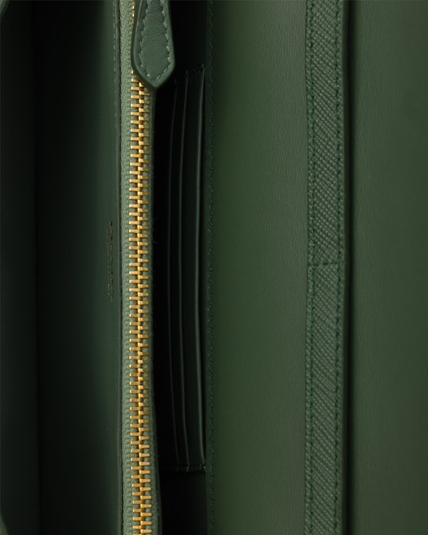 حقيبة صغيرة من جلد سافيانو - أخضر القصعين حقيبة صغيرة من جلد سافيانو - أخضر القصعين
