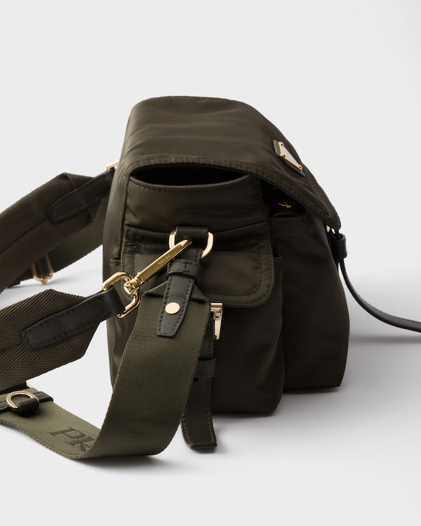 Sac porté épaule Prada Explore en Re-Nylon moyen - Vert Forêt Sac porté épaule Prada Explore en Re-Nylon moyen - Vert Forêt
