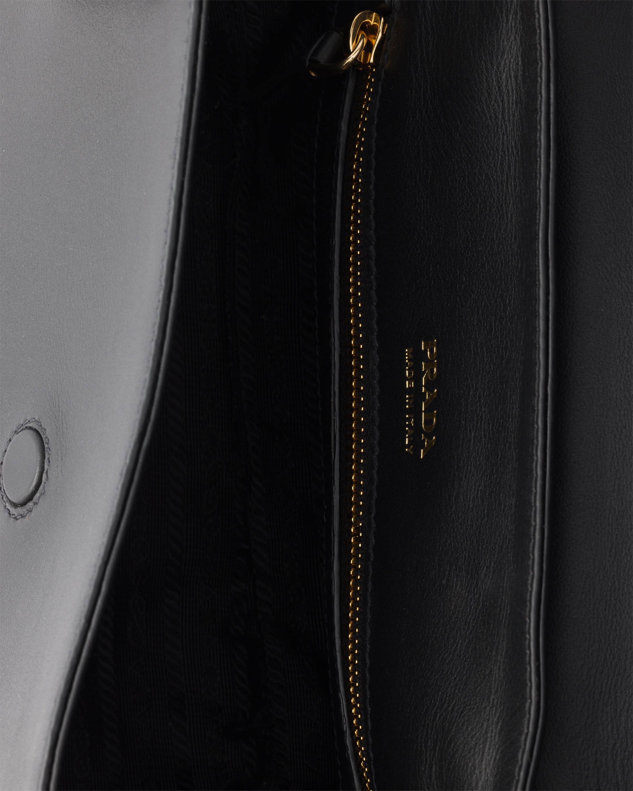 Black Prada Carry Medium Leather Shoulder Bag | PRADA - Singapore