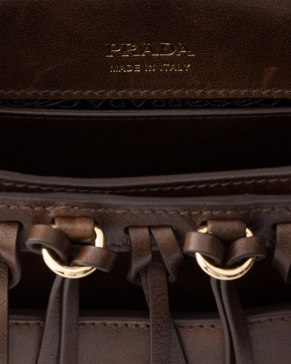 Mini sac porté épaule Prada Corsaire en cuir vieilli - Marron Cacao Mini sac porté épaule Prada Corsaire en cuir vieilli - Marron Cacao
