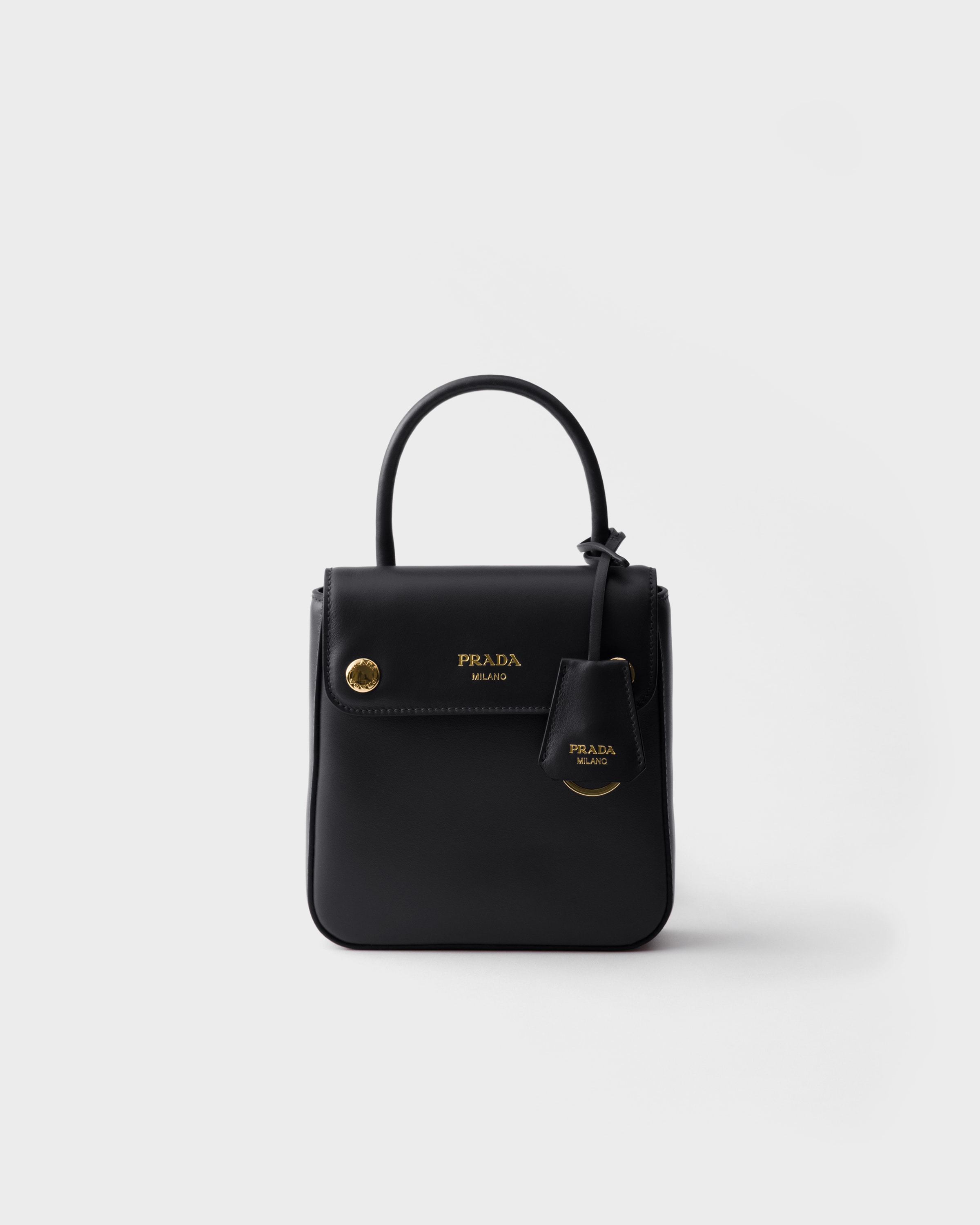 ブラック プラダ キャリー ミニ レザー ハンドバッグ | PRADA - 日本
