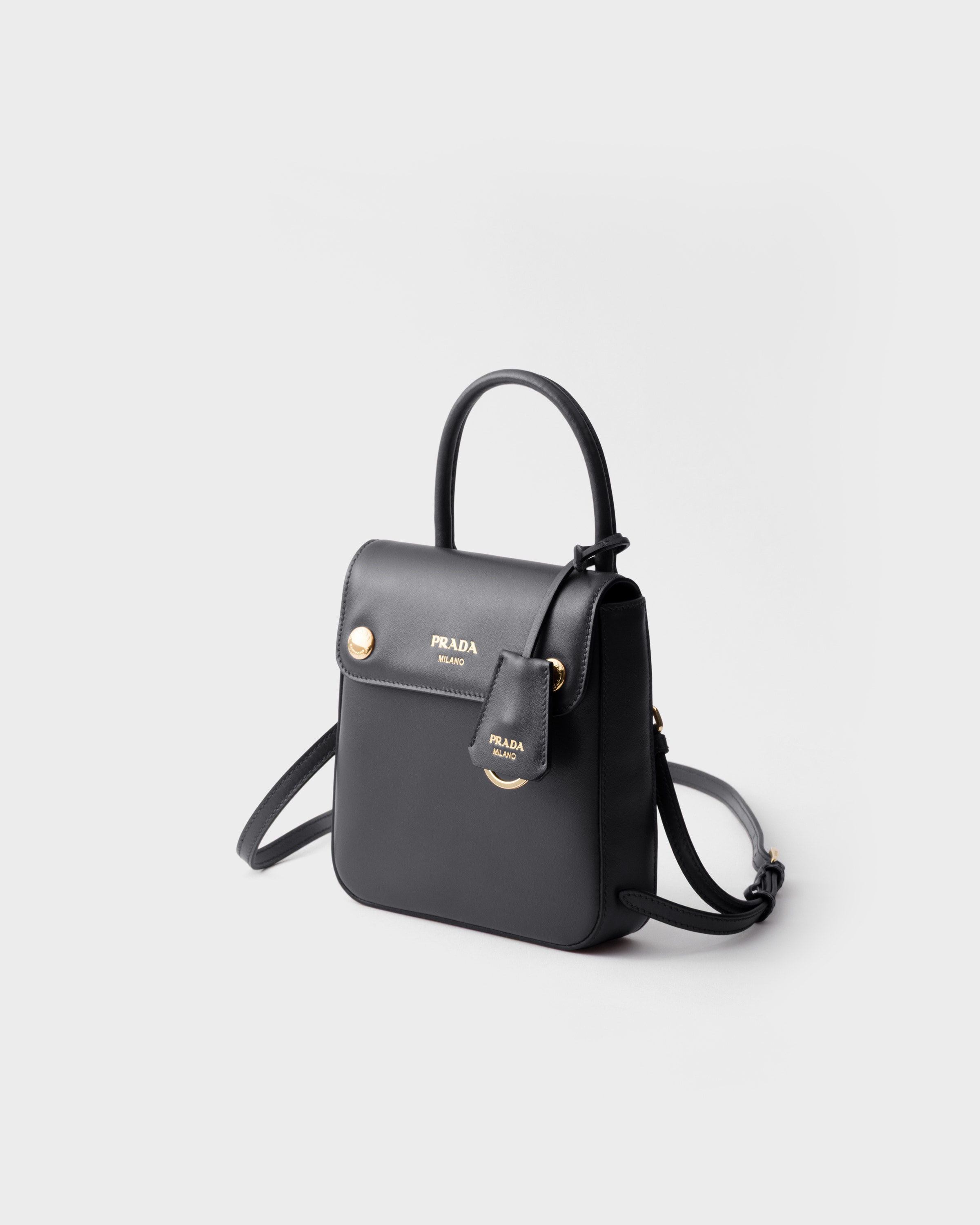 ブラック プラダ キャリー ミニ レザー ハンドバッグ | PRADA - 日本