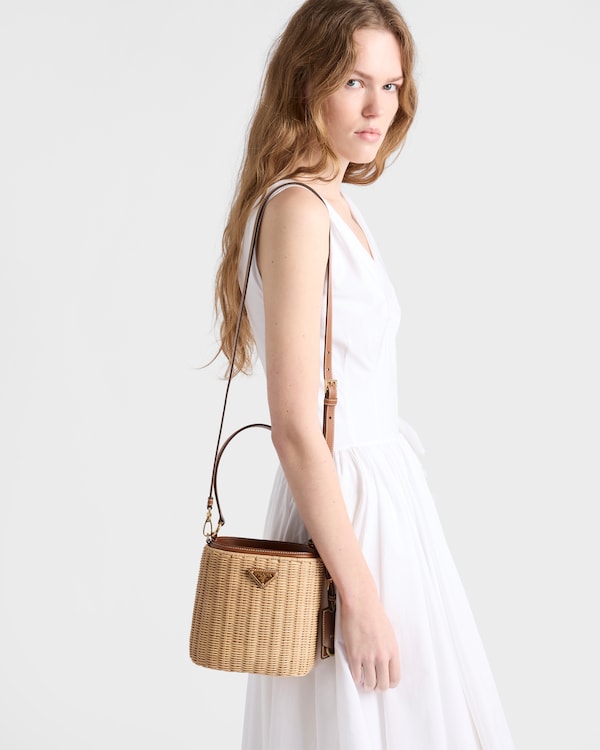 حقيبة باكيت من الجلد والخيزران - بيج/كونياك حقيبة باكيت من الجلد والخيزران - بيج/كونياك