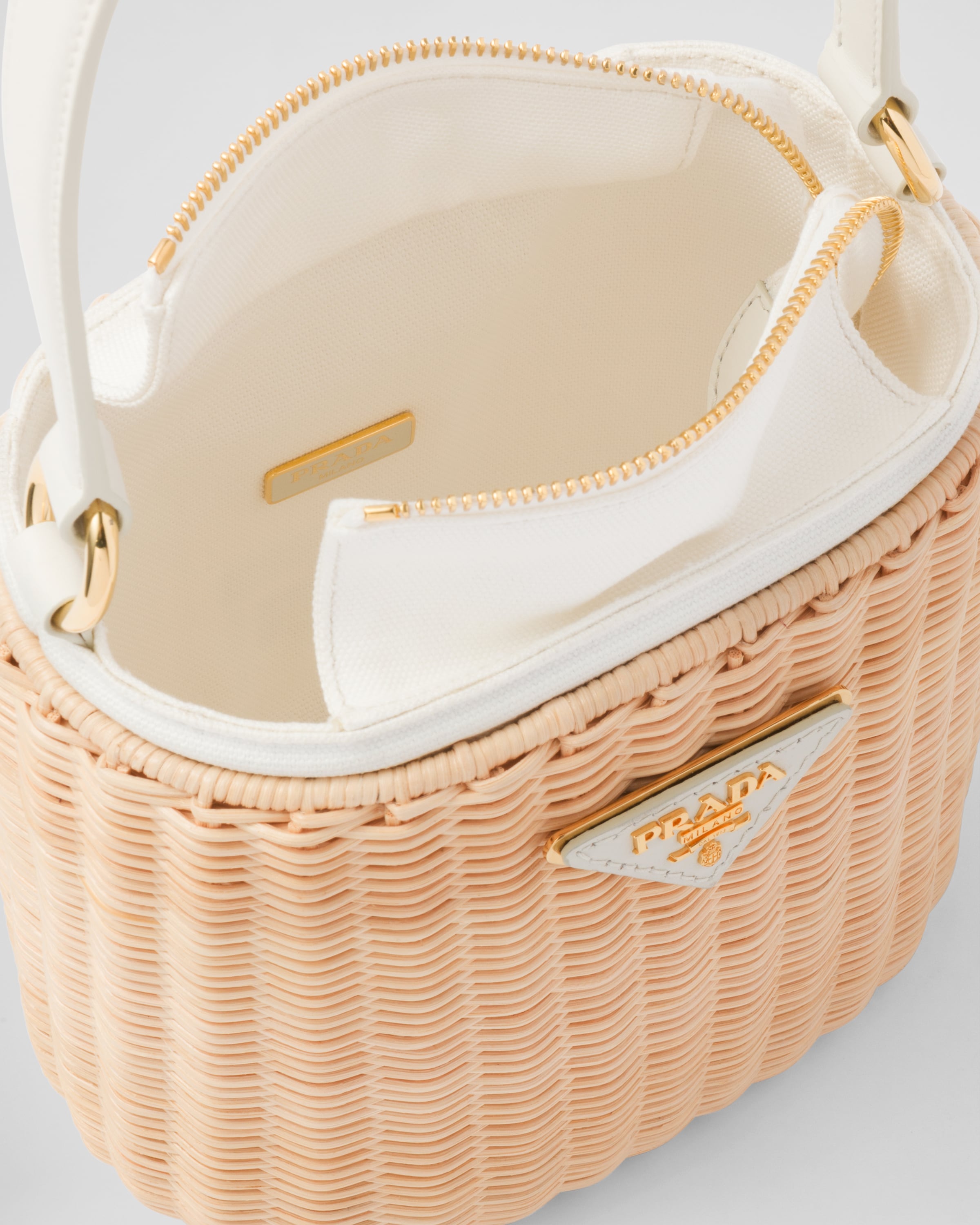 Prada rattan outlet bucket bag
