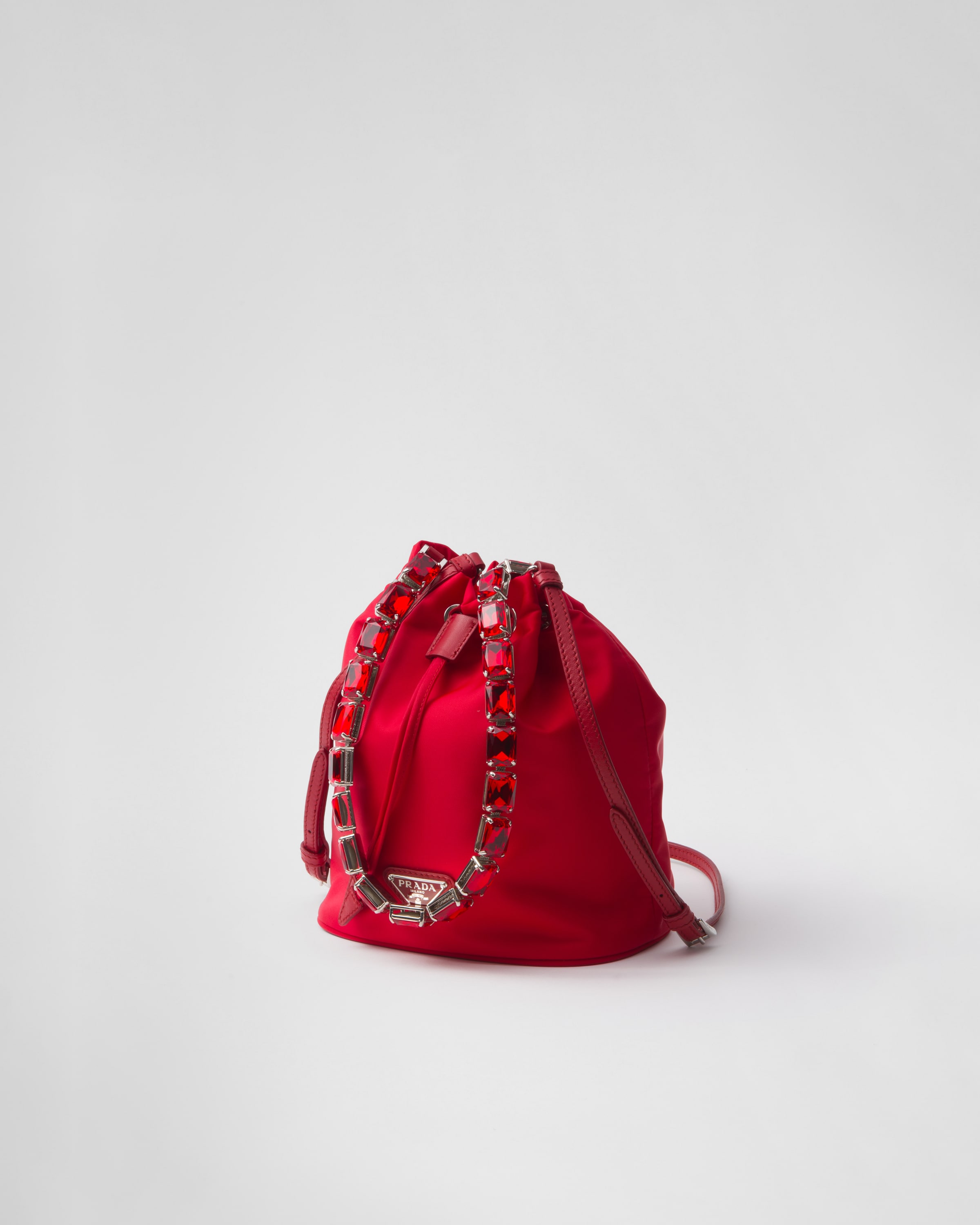 Red prada bucket bag outlet