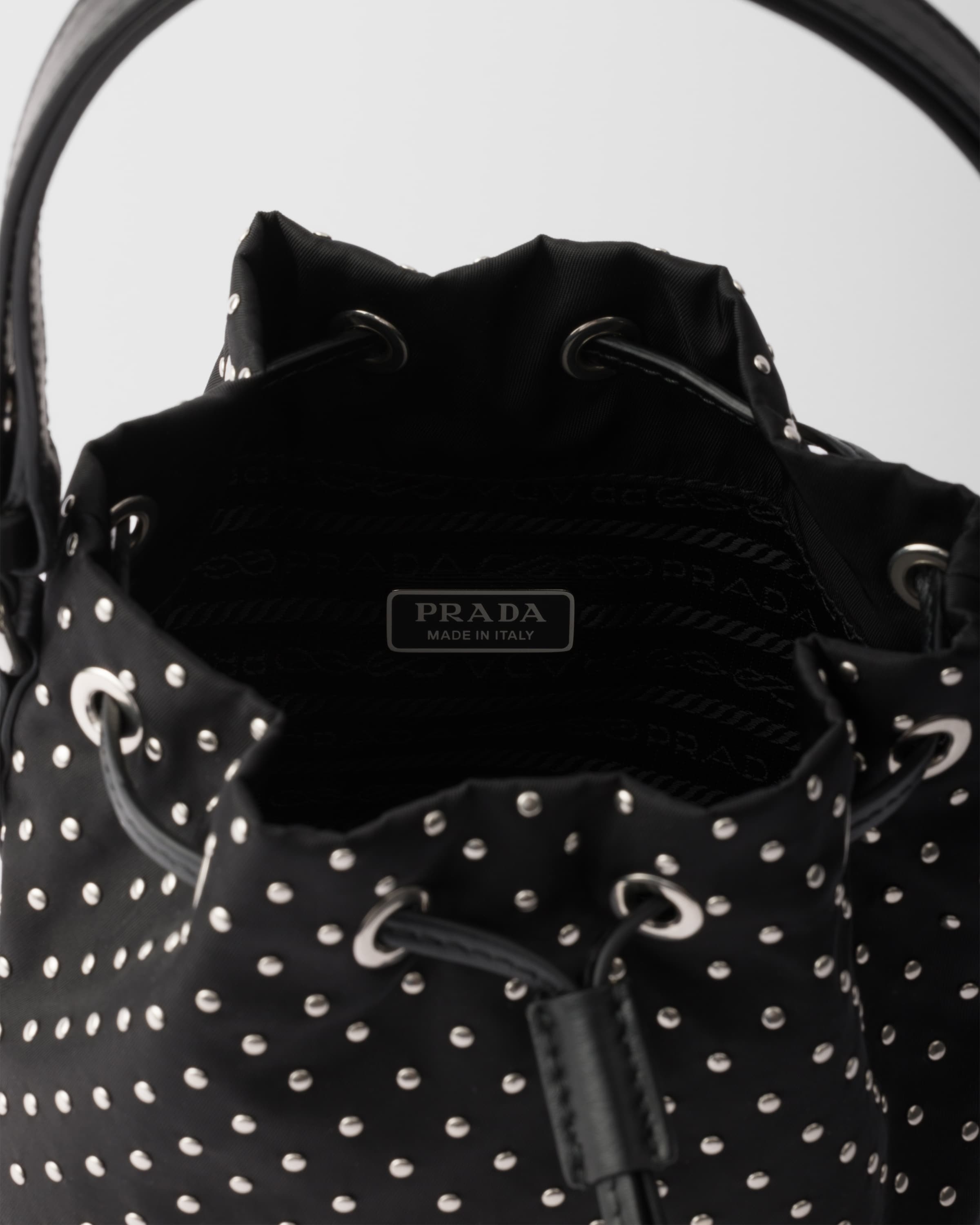スタッズ付 Re-Nylon ミニバッグ