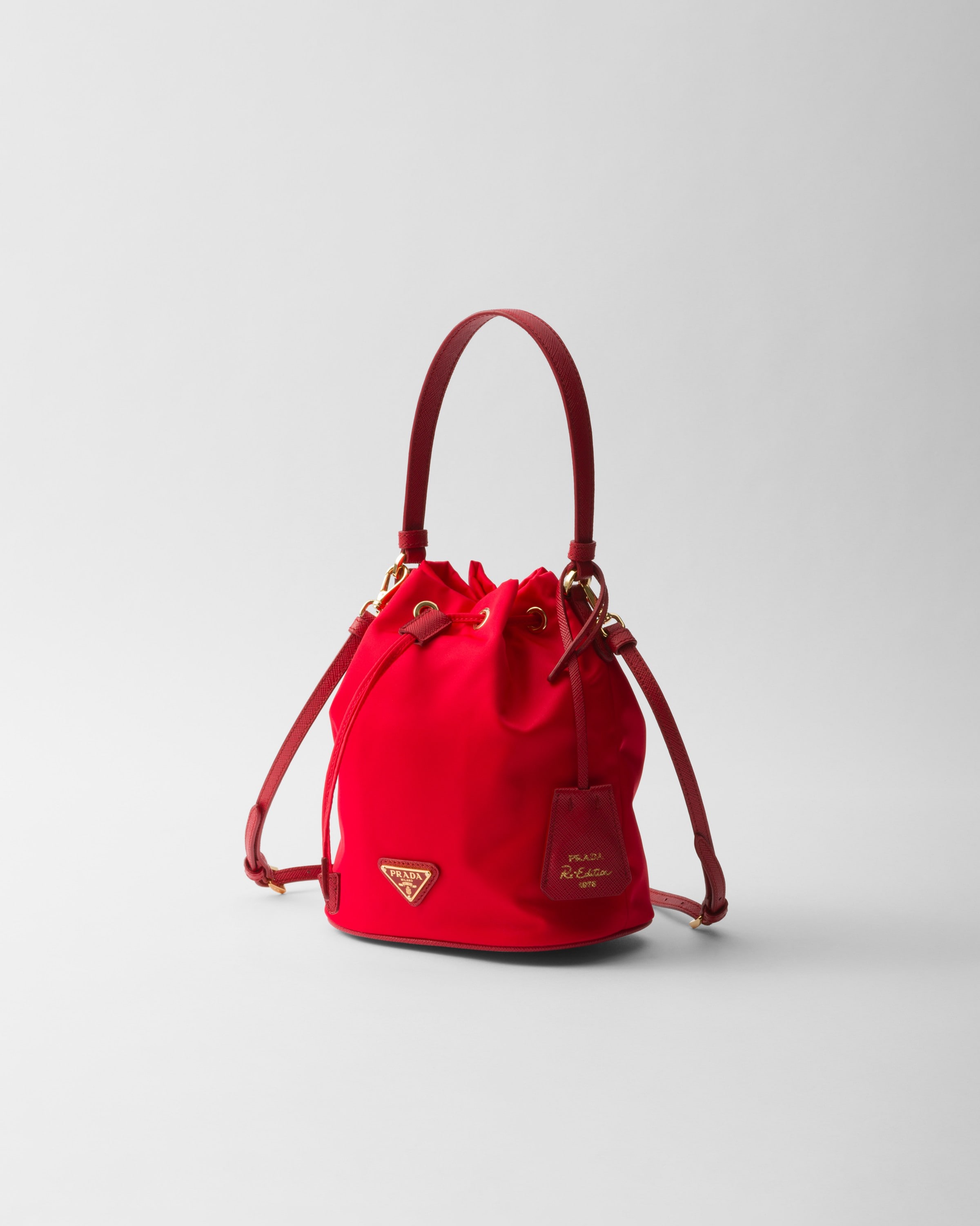 Prada bucket bag red 2025
