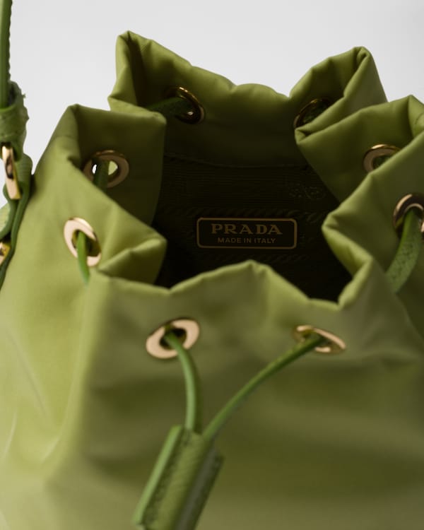 Mini sac Prada Re-Edition 1978 en Re-Nylon Mini sac Prada Re-Edition 1978 en Re-Nylon