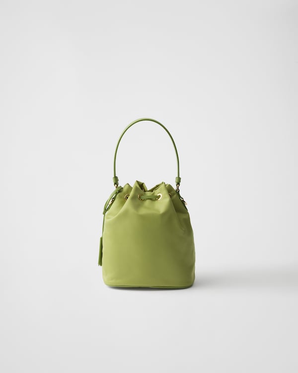 Mini sac Prada Re-Edition 1978 en Re-Nylon - Vert Gazon Mini sac Prada Re-Edition 1978 en Re-Nylon - Vert Gazon