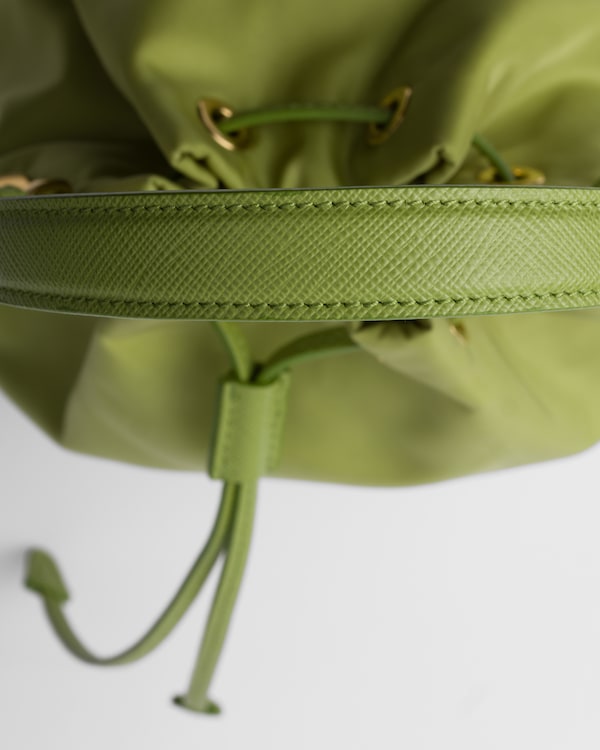 Mini sac Prada Re-Edition 1978 en Re-Nylon - Vert Gazon Mini sac Prada Re-Edition 1978 en Re-Nylon - Vert Gazon