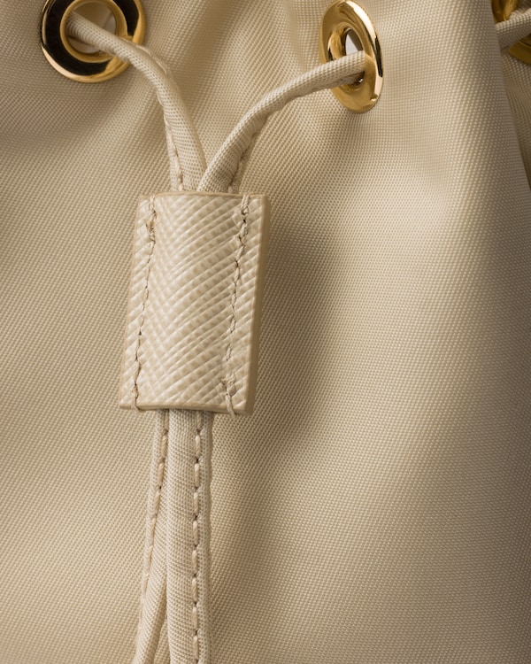 حقيبة صغيرة Prada Re-Edition 1978 من قماش نايلون معاد تدويره