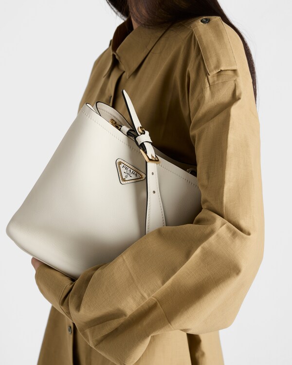 Medium leather bag Medium leather bag