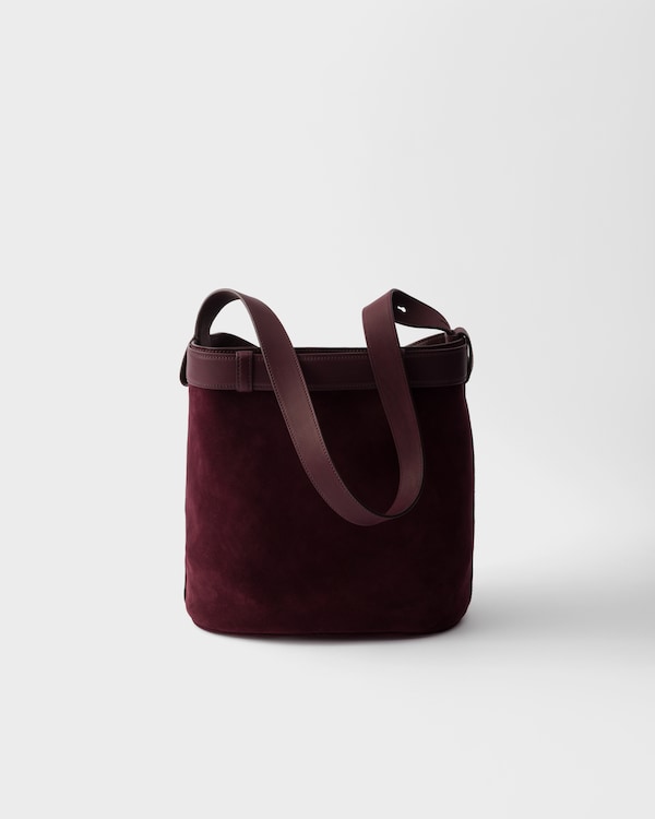 プラダ バックル ベルト付き スエード バケットバッグ プラダ バックル ベルト付き スエード バケットバッグ