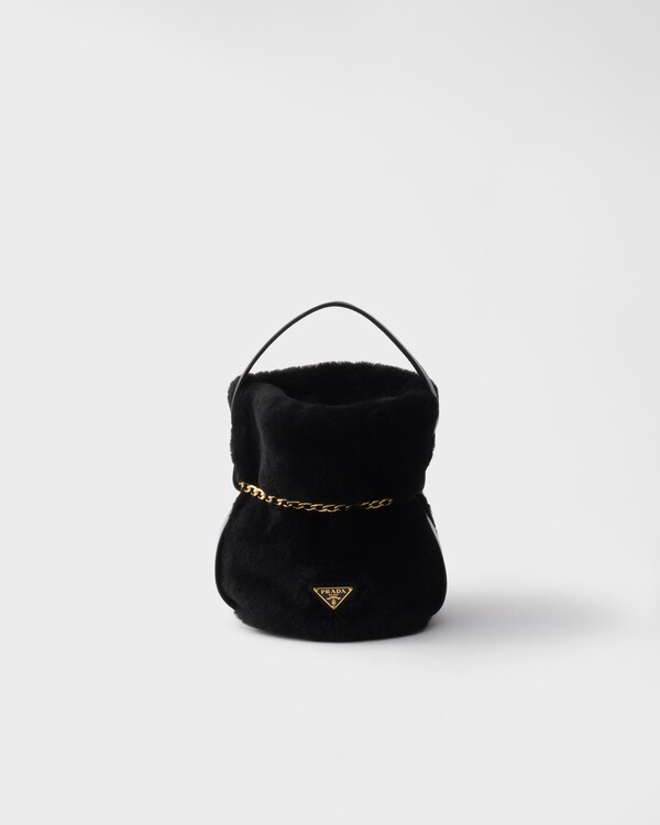 プラダ プチ サック ノワール シアリングxナッパレザー ミニバケットバッグ - ブラック プラダ プチ サック ノワール シアリングxナッパレザー ミニバケットバッグ - ブラック
