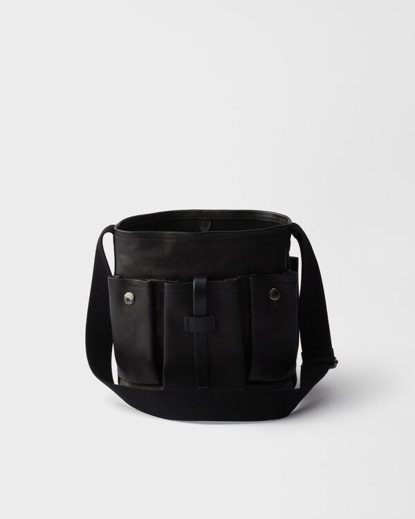 プラダ ルート レザー ミニバケットバッグ - ブラック プラダ ルート レザー ミニバケットバッグ - ブラック