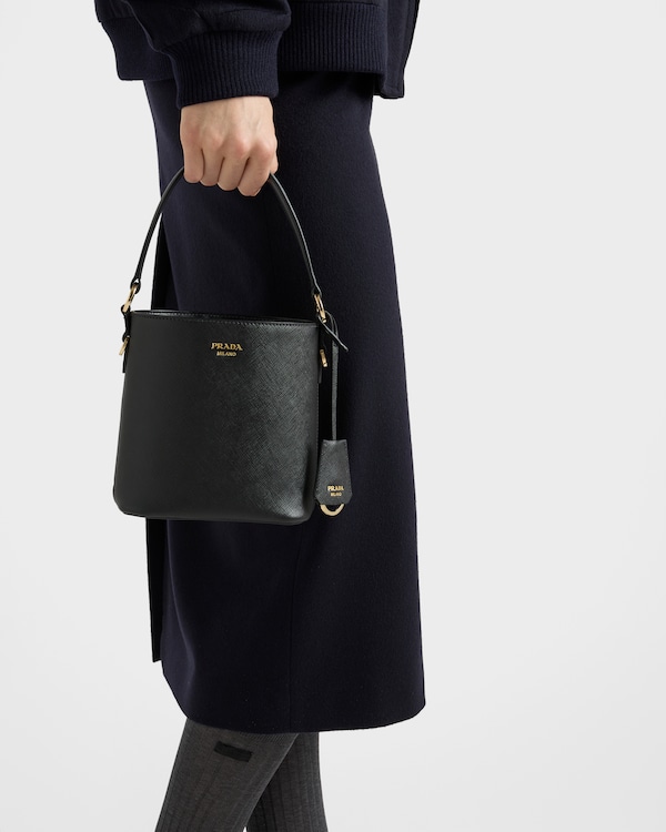 Mini sac seau en cuir Saffiano - Noir Mini sac seau en cuir Saffiano - Noir