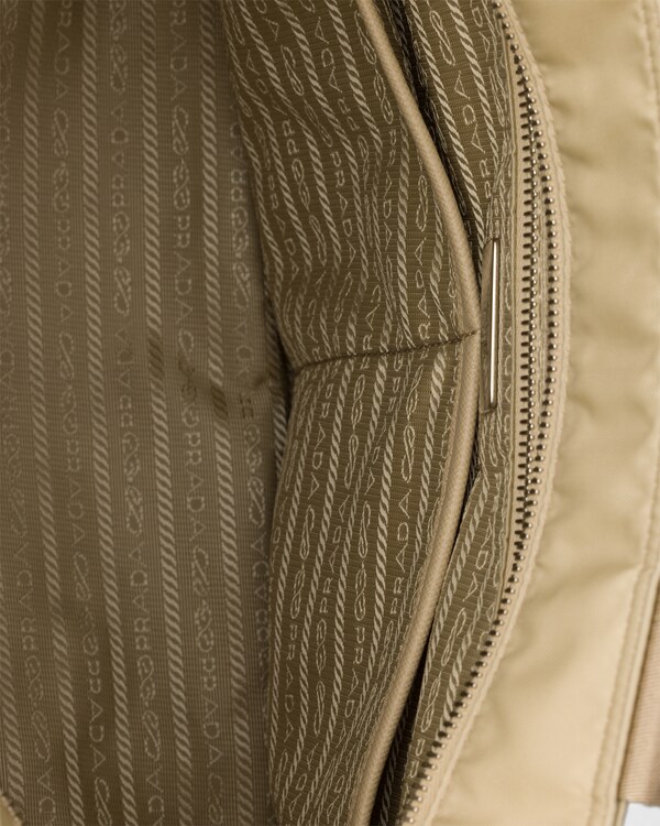 Prada Wickeltasche aus Re-Nylon Prada Wickeltasche aus Re-Nylon