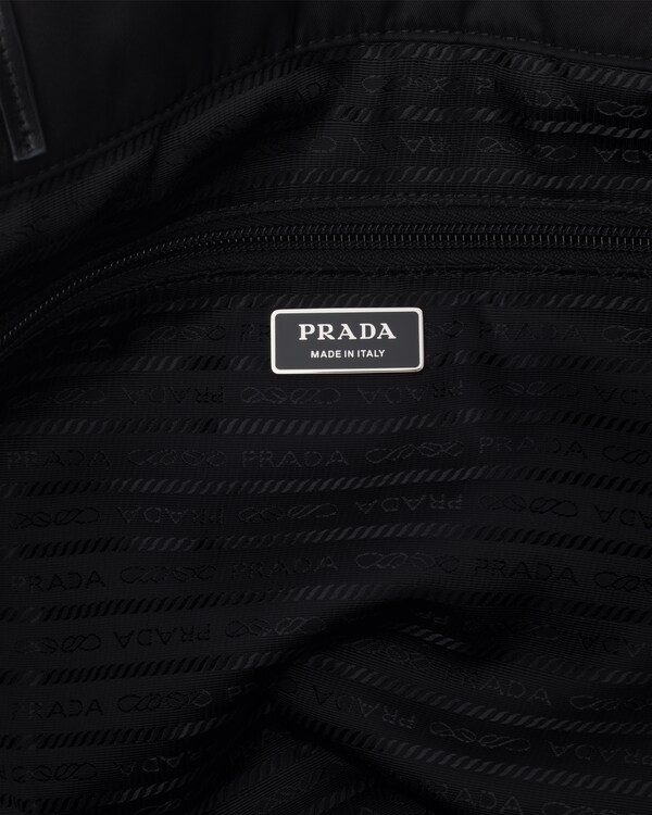 ラージ Re-Nylon xサフィアーノレザー トートバッグ - ブラック ラージ Re-Nylon xサフィアーノレザー トートバッグ - ブラック