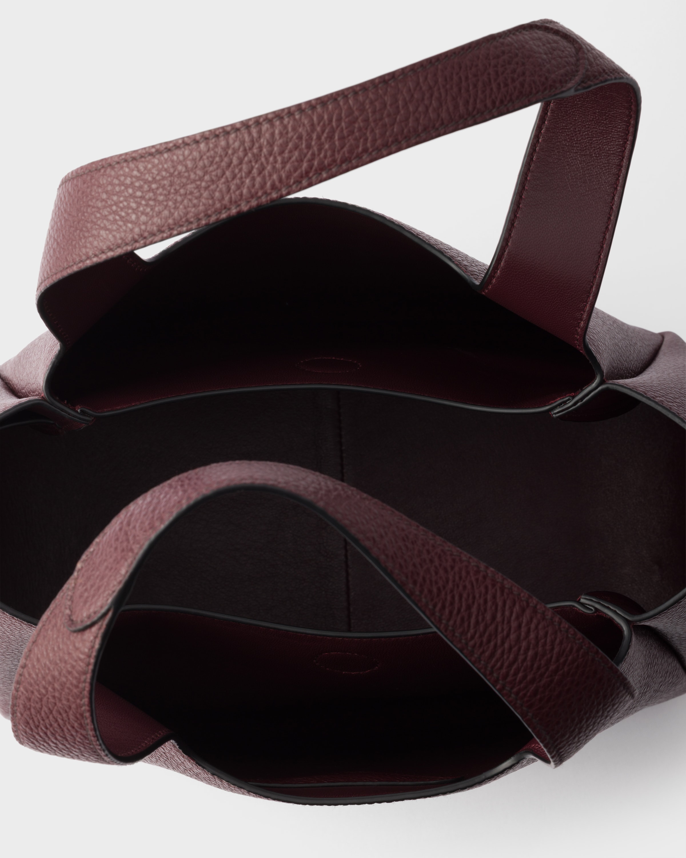 ふちご　PRADA プラダ　バーガンディ トートバッグ バーガンディ スモール レザー トートバッグ | PRADA