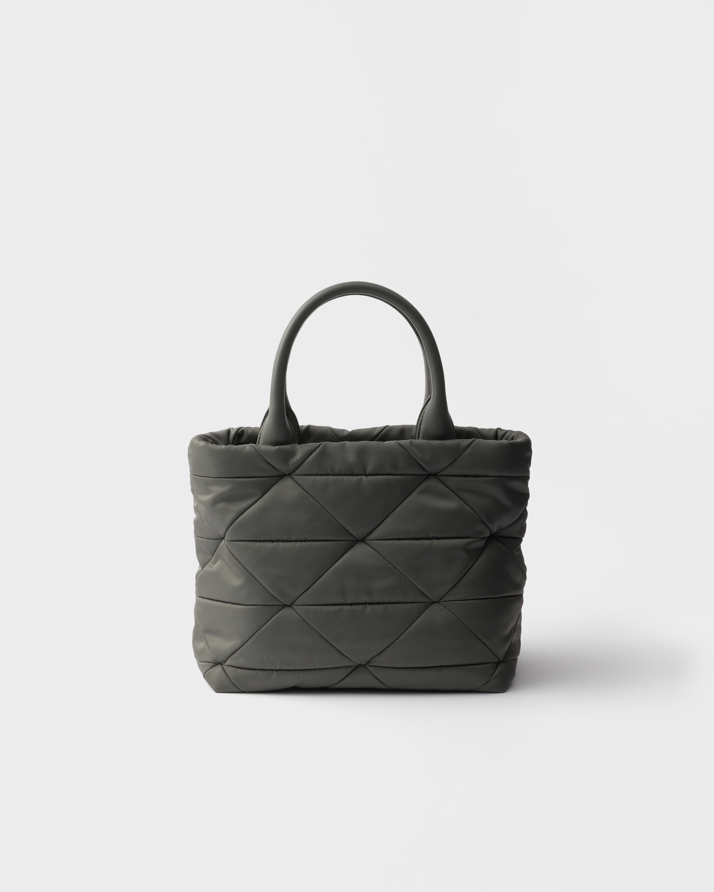 マーキュリーグレー スモール パデッド Re-nylon トートバッグ | PRADA