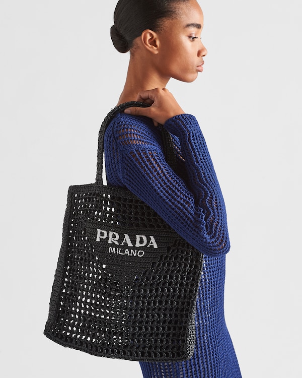 حقيبة تسوّق من الكروشيه حقيبة تسوّق من الكروشيه